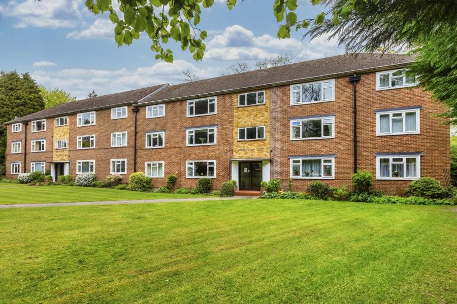 Trotsworth Court, Virginia Water, Surrey, GU25 4AH