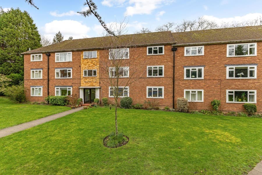 Trotsworth Court, Virginia Water, Surrey, GU25 4AH