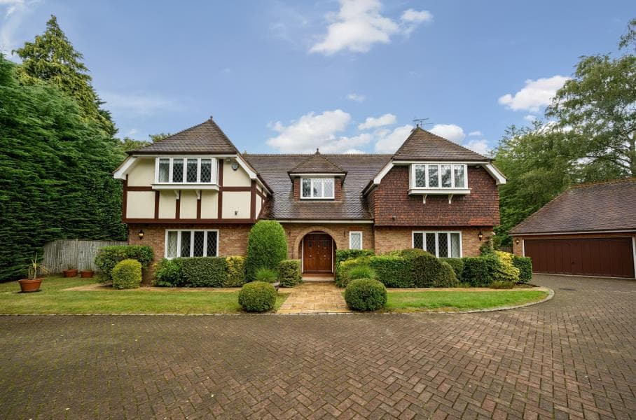 Kimberley, Wentworth Estate, Virginia Water, GU25 4PS
