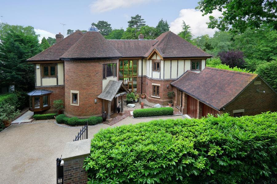 Pipers End, Virginia Water, Surrey, GU25 4AW