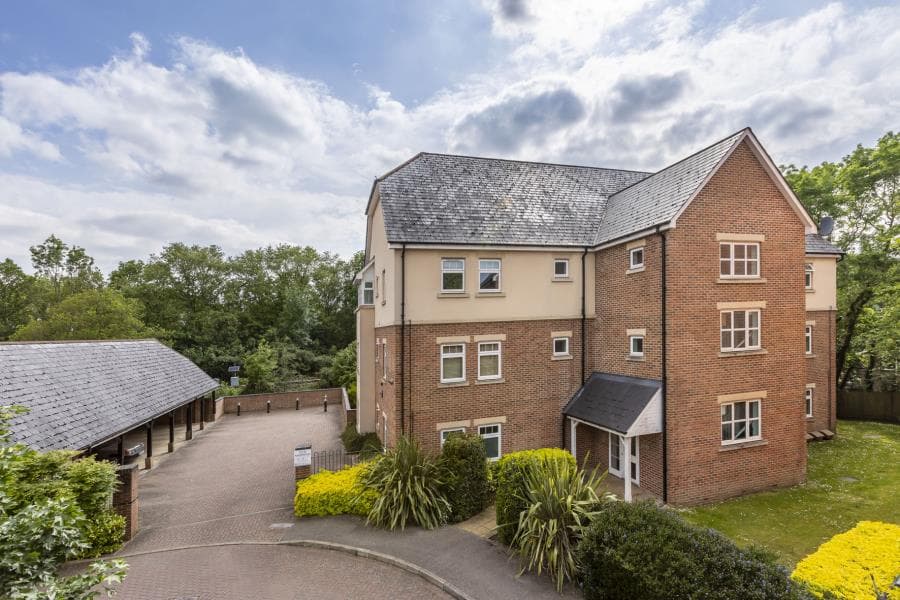 Sandhills Court, Virginia Water, Surrey, GU25 4BJ
