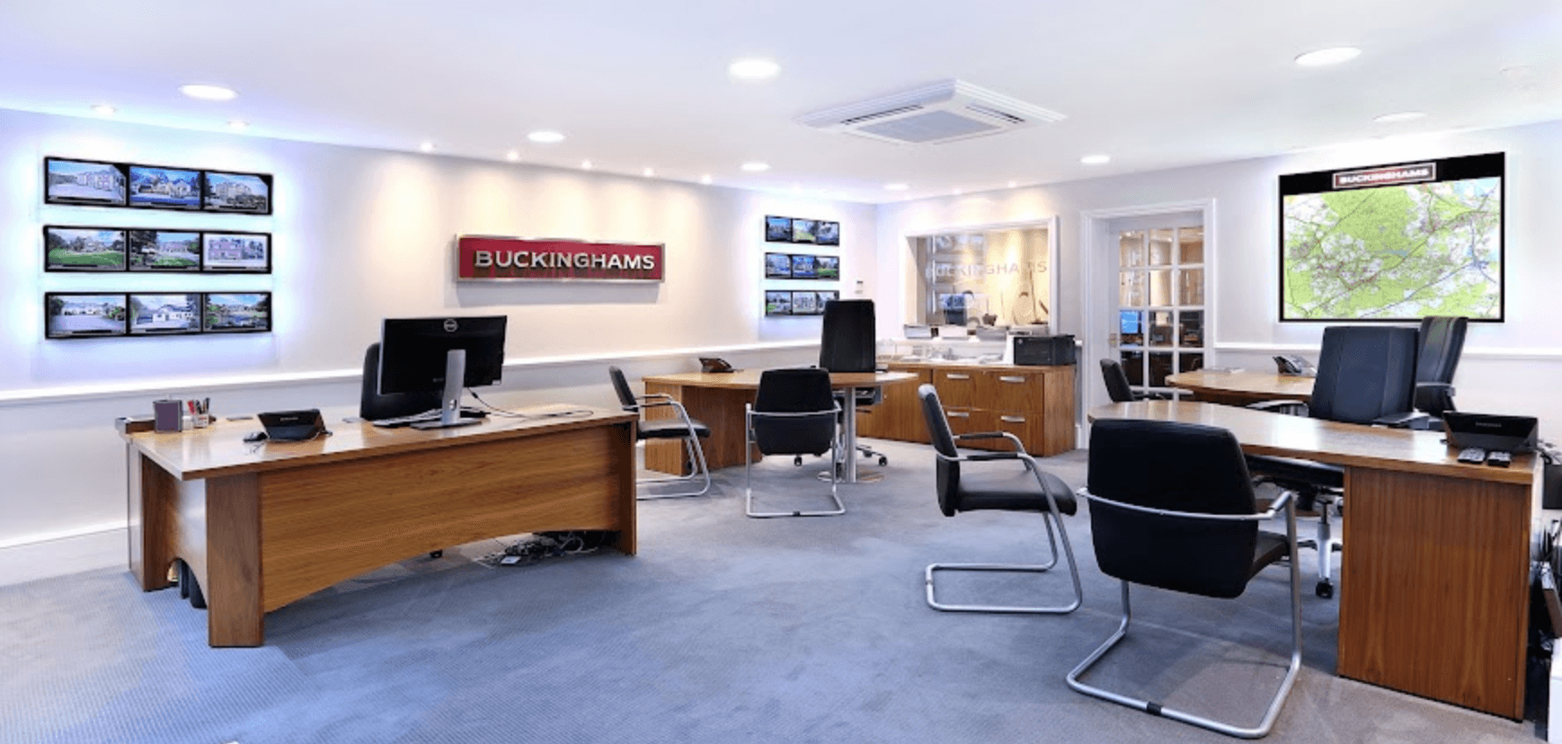 <p>Ascot in Berkshire is home to the world-renowned racecourse and much of its commercial development has grown up around the sporting venue.</p>