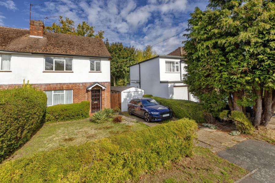 Cabrera Avenue, Virginia Water, Surrey, GU25 4EZ