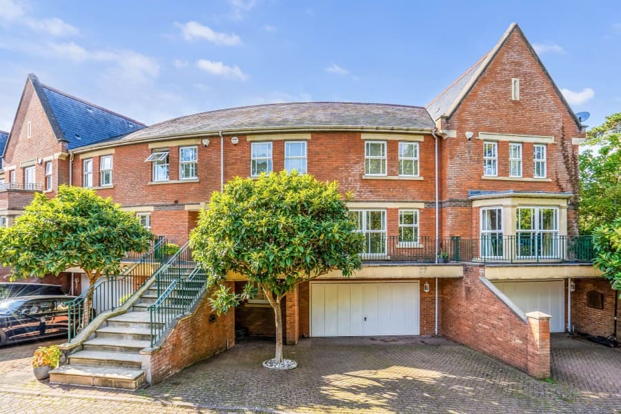 Cypress Court, Virginia Water, Surrey, GU25 4TB
