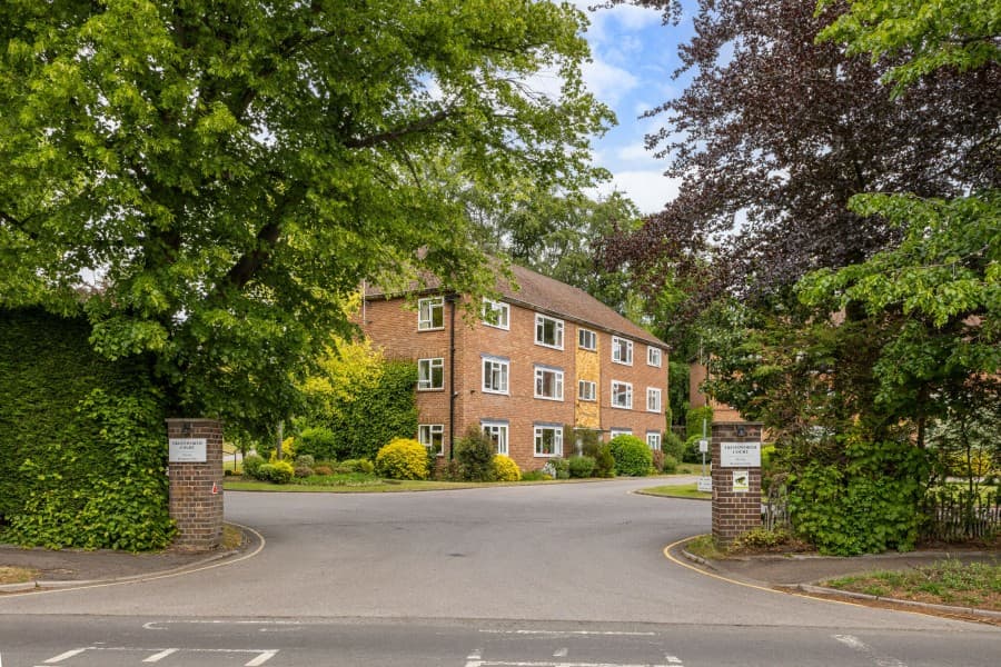 Christchurch Road, Virginia Water, Surrey, GU25 4AG